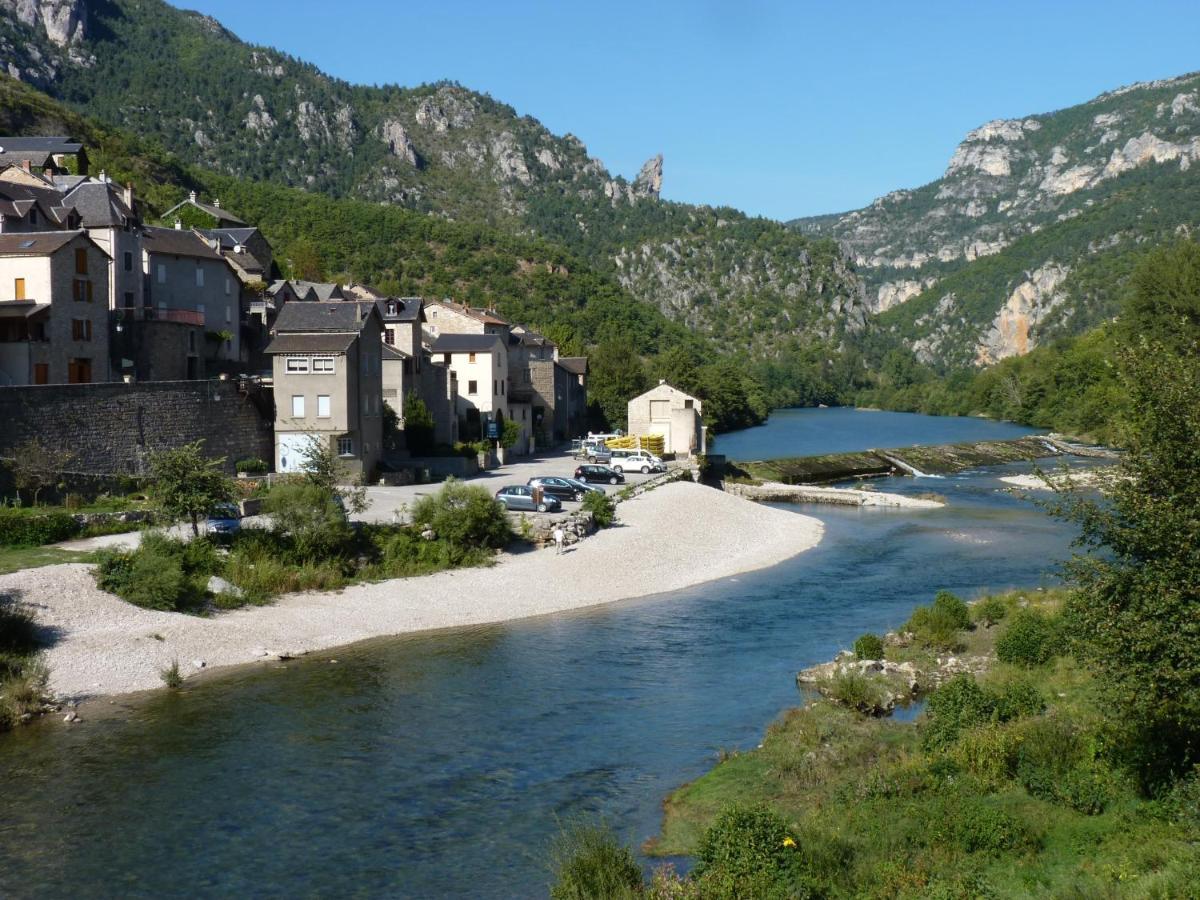 Отель La Borda Du Tarn - Montagne Et Riviere Ле-Винь Экстерьер фото